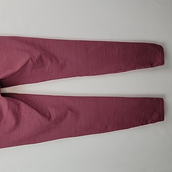 Athleta 7/8 Length Leggings Light Raspberry/ Mauve Size Small - Picture 6 of 10